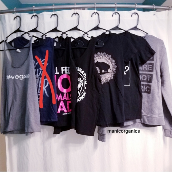 Tops - ⚠️FINAL DAY⚠️ VeGaN tops lot 🌱✌️